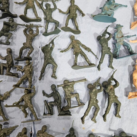 Lot of plastic army men - Picture 5 of 9